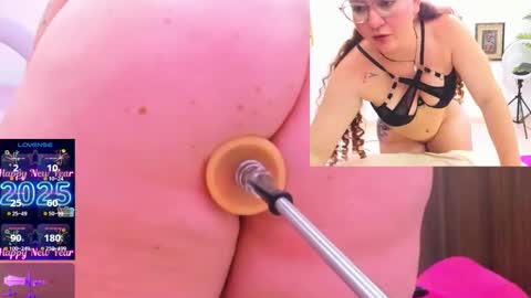 Snapshot of paulina_davis_ chatting on January 2025 04:19:01 AM Paulina Davis online show from January 2025 04:19:01 AM