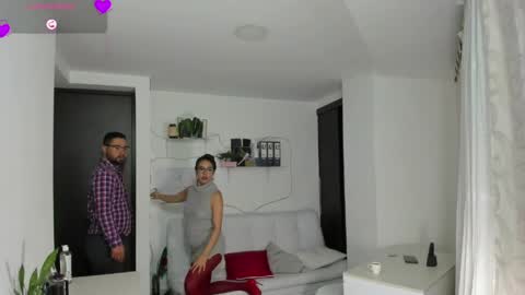Snapshot of paulina_dossantos chatting on May 2026 08:55:02 AM paulina online show from May 2026 08:55:02 AM