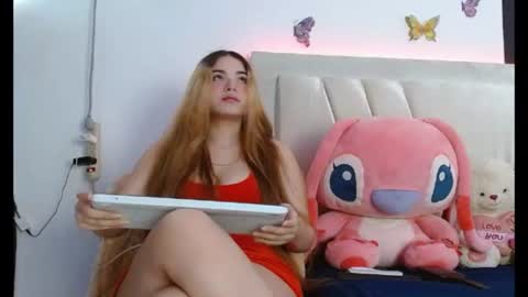 Pau online show from July 2026 05:37:01 PM