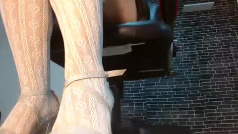 Paulina Rubio online show from December 2024 09:50:02 PM