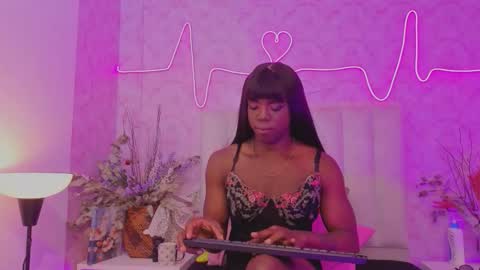 Paulina  online show from October 2025 12:49:01 PM