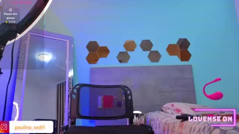 Paulina  online show from April 2026 04:23:01 PM