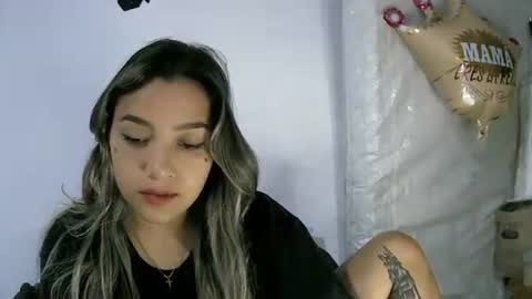Snapshot of paulina_x_x chatting on May 2026 04:01:02 PM paulina_x_x online show from May 2026 04:01:02 PM