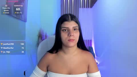 Paulina Belle online show from November 2025 02:38:02 PM