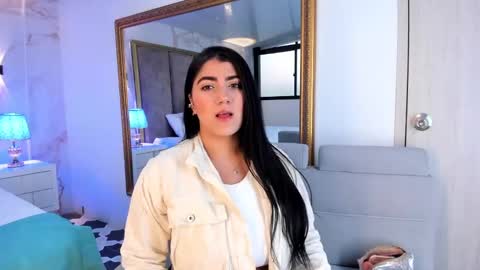 Paulina online show from January 2025 12:17:02 PM