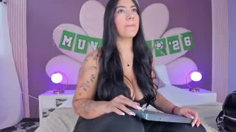 Paulina online show from June 2026 11:36:02 AM