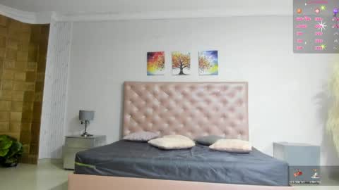 PaulinaSaennz online show from April 2026 12:30:01 PM