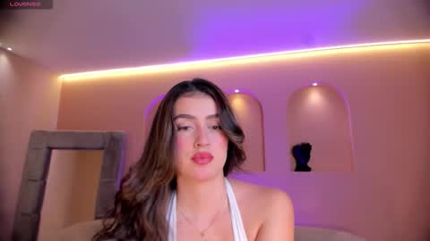 Paulina Santos  online show from December 2025 07:54:02 PM