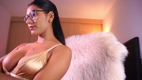 pauline_7 online show from December 2024 03:13:01 PM