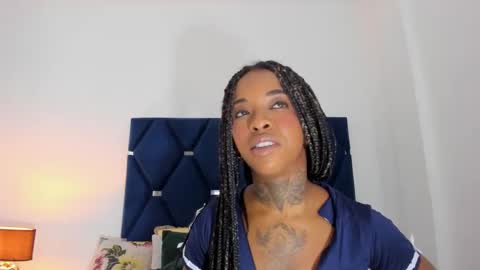 Pauline online show from October 2025 01:23:01 AM