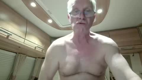 Hi Im Paul online show from March 2025 12:07:01 AM