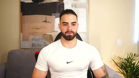 Paul Phoenix online show from April 2026 07:22:01 PM