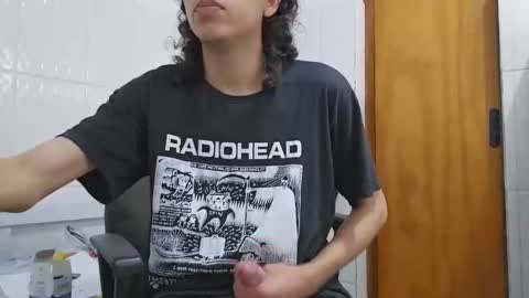 Snapshot of paumedio_tropa chatting on November 2025 08:00:01 PM paumedio_tropa online show from November 2025 08:00:01 PM