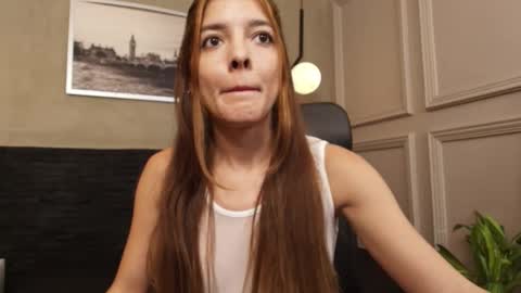 Snapshot of pavlovasw chatting on September 2025 12:43:01 AM Pavlova online show from September 2025 12:43:01 AM