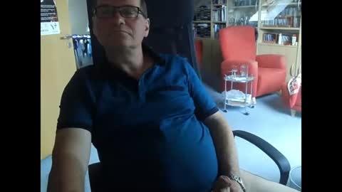 Snapshot of pavlovsdog2006 chatting on July 2026 07:48:02 AM Pavlov aka Peter online show from July 2026 07:48:02 AM