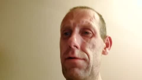 Snapshot of pawel1984wegrzyn42 chatting on June 2026 06:22:02 PM Pawel42POLAND online show from June 2026 06:22:02 PM