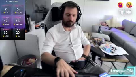Snapshot of pc92160 chatting on June 2026 03:35:01 PM pc92160 online show from June 2026 03:35:01 PM