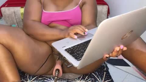 Snapshot of peacelady chatting on September 2025 07:33:02 AM peacelady online show from September 2025 07:33:02 AM