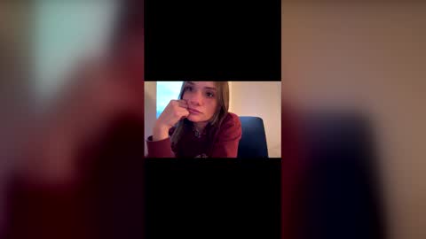 Peach BDSM online show from May 2026 11:02:02 PM