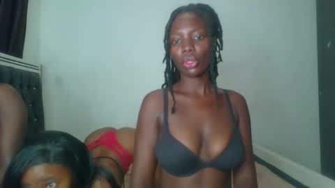 peach_ebonny online show from April 2026 09:50:02 PM