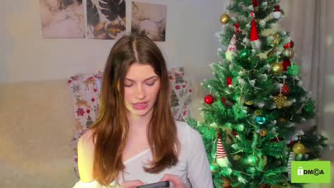 Snapshot of peach_mila chatting on December 2024 01:59:02 PM your love online show from December 2024 01:59:02 PM