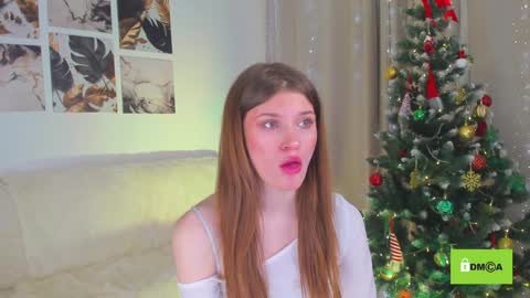 Snapshot of peach_mila chatting on January 2025 06:03:02 PM your love online show from January 2025 06:03:02 PM