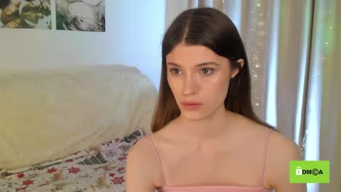 Snapshot of peach_mila chatting on January 2025 11:15:02 AM your love online show from January 2025 11:15:02 AM