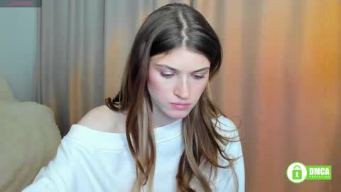 Snapshot of peach_mila chatting on March 2025 05:46:01 PM your love online show from March 2025 05:46:01 PM