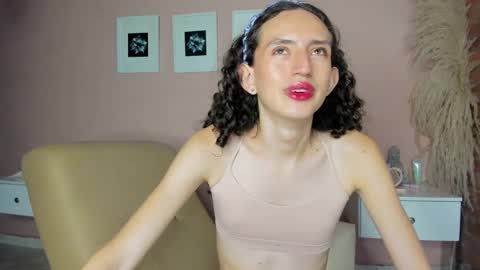 peach tyron online show from January 2025 10:52:01 PM