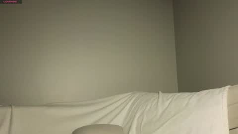 Snapshot of peachcreamcouple chatting on January 2025 04:24:01 PM Lexy Peach online show from January 2025 04:24:01 PM