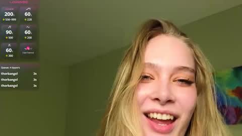 Snapshot of peachcreamcouple chatting on October 2025 10:07:02 PM Lexy Peach online show from October 2025 10:07:02 PM