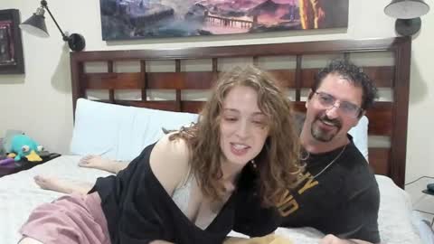 Snapshot of peaches_and_cupcake chatting on September 2025 02:49:01 AM Peaches Cupcake Rachel and Bryce online show from September 2025 02:49:01 AM