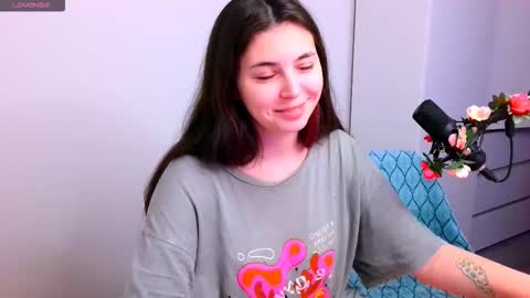 Peachy online show from November 2025 09:52:01 PM