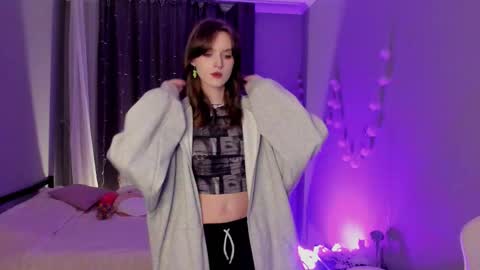 Snapshot of peachymaybe chatting on October 2025 01:15:01 AM Peachy not a bb baby love or something Please call me Peachy online show from October 2025 01:15:01 AM