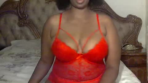 pearassmmm online show from December 2024 08:32:01 PM