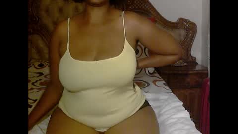 pearassmmm online show from February 2025 10:09:01 PM