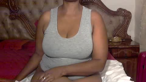 pearassmmm online show from February 2025 08:58:01 PM