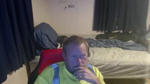 Snapshot of pecker40 chatting on May 2026 12:28:02 AM pecker40 online show from May 2026 12:28:02 AM