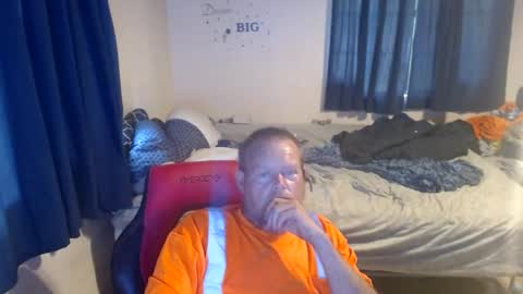 Snapshot of pecker40 chatting on June 2026 09:28:02 PM pecker40 online show from June 2026 09:28:02 PM