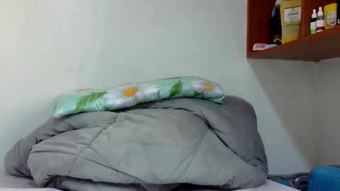 Snapshot of peekyshams chatting on October 2025 10:00:02 AM peekyshams online show from October 2025 10:00:02 AM