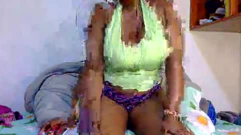 Snapshot of peekyshams chatting on October 2025 11:14:01 PM peekyshams online show from October 2025 11:14:01 PM