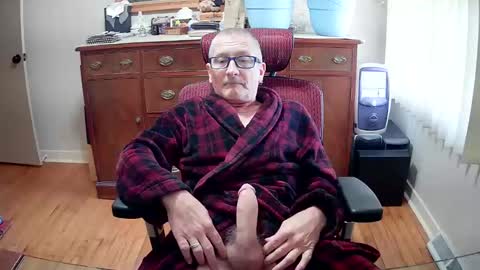 Snapshot of peepingmale chatting on March 2025 01:25:02 PM peepingmale online show from March 2025 01:25:02 PM