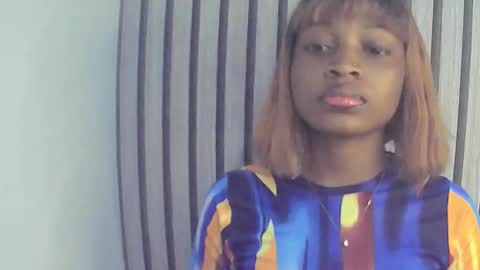 Snapshot of peetyface chatting on October 2025 11:51:02 AM Lizzy online show from October 2025 11:51:02 AM