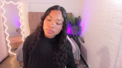 penelope online show from December 2024 03:33:02 AM