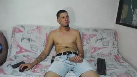 Snapshot of penelopeanddior chatting on September 2025 05:02:02 PM independent model online show from September 2025 05:02:02 PM