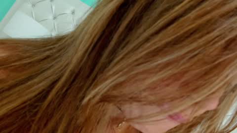 Snapshot of penelopelaurent chatting on December 2024 01:13:02 PM Penelope Laurent online show from December 2024 01:13:02 PM
