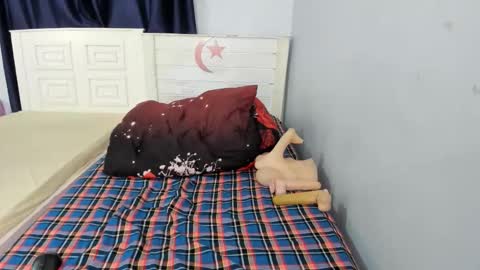 Snapshot of pengcaramell chatting on September 2025 11:28:02 PM pengcaramell online show from September 2025 11:28:02 PM