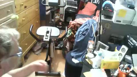 monkeydog online show from April 2026 09:04:01 AM