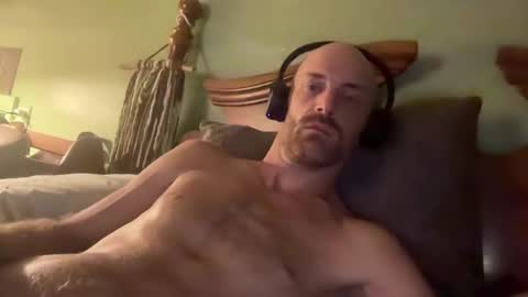 Snapshot of pennbubble chatting on September 2025 03:22:01 AM Bubble Butt In Pennsylvania online show from September 2025 03:22:01 AM