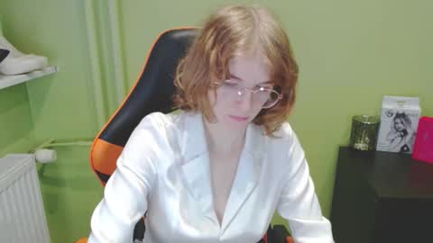 Penny online show from December 2025 07:45:02 AM